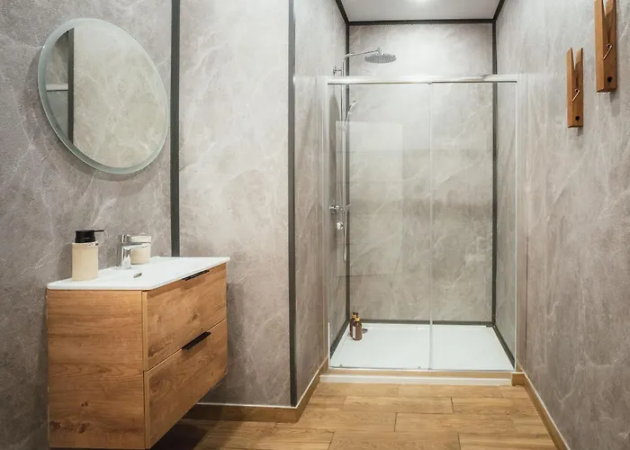 Iconic Palazzo Villa