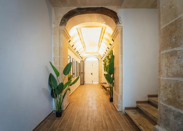 Iconic Palazzo La Valletta